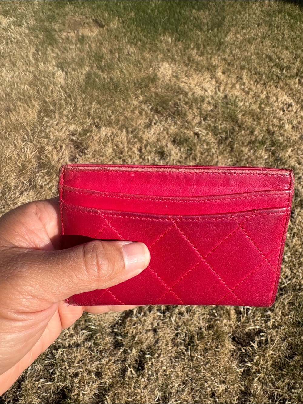 CHANEL Quilted Red Card Holder with Silver Interlocking CC Hardware - Picture 4 of 15